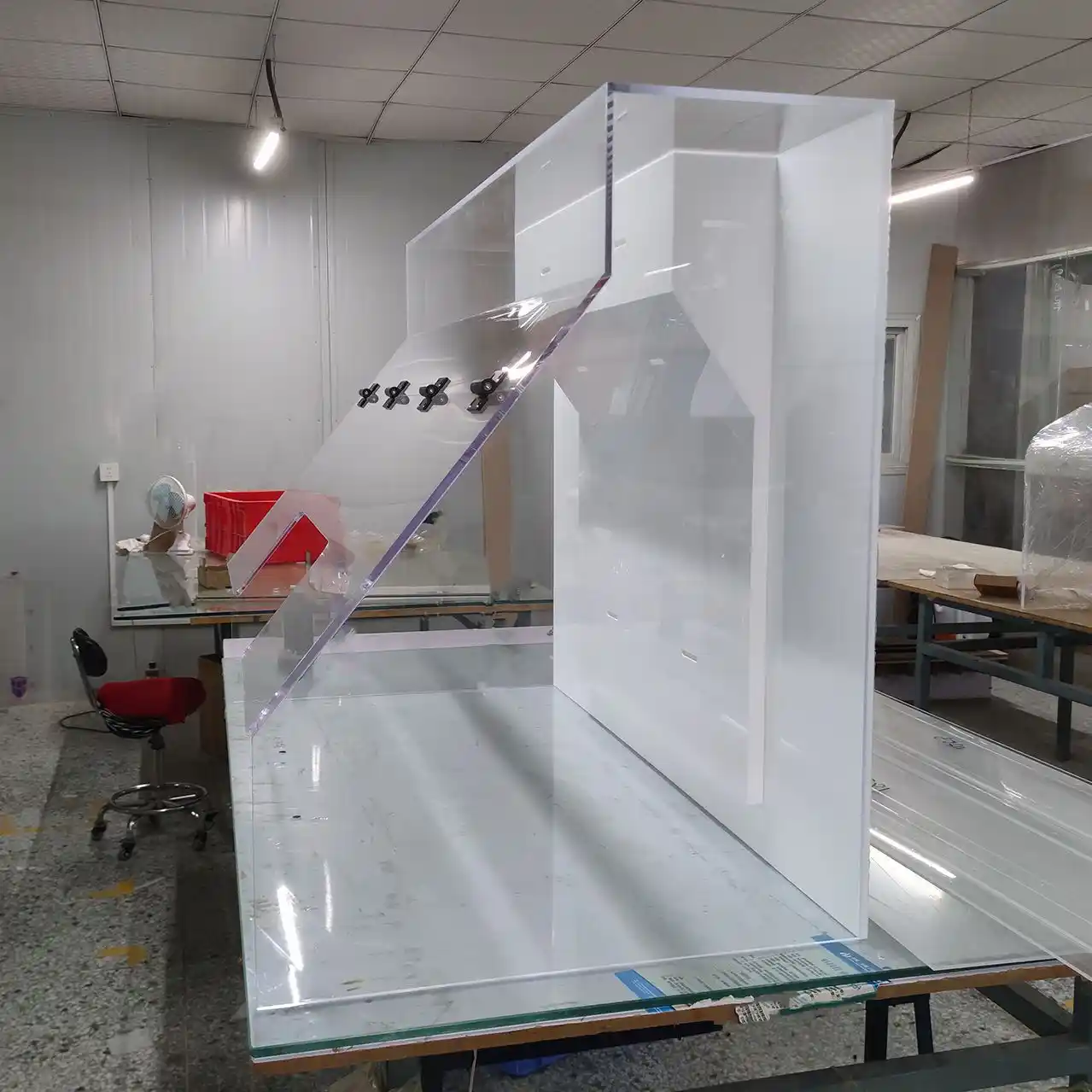 Elegant acrylic counter barriers for creating semi-private spaces in commercial settings