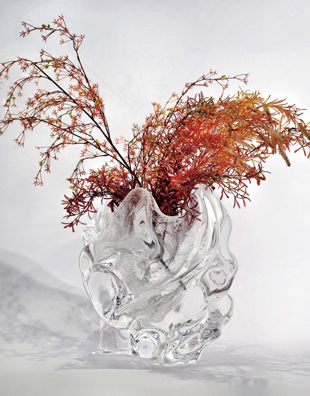 Feather Sprite Decorative Vase - Deconstructing Beauty, Embracing Possibility